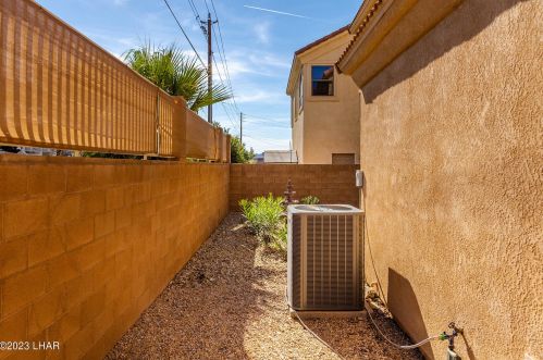 2010 Richey Cir, Lake Havasu City AZ  86403-2200 exterior