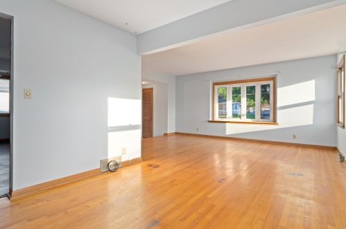 812 Abbott Ave, Milwaukee WI 53221-3005 exterior