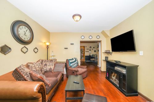 107-33 157th St, Jamaica, NY 11433-2049