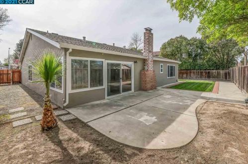 5248 Theresa Way, Livermore CA  94550-2341 exterior