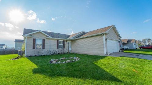 701 Jacob Dr, Otis, IN 46391-9325
