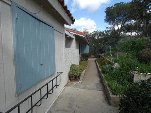 19515 Japatul Rd, Alpine CA  91901-3412 exterior