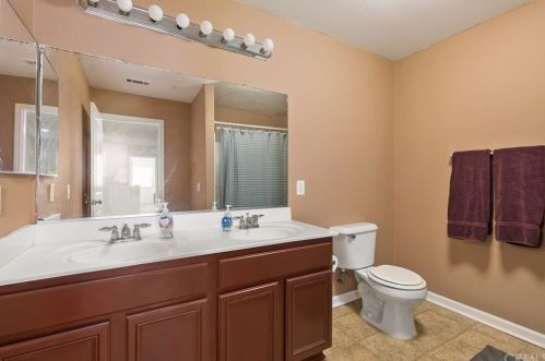 53011 Belle Isis Ct, Lake Elsinore CA  92532-1642 exterior