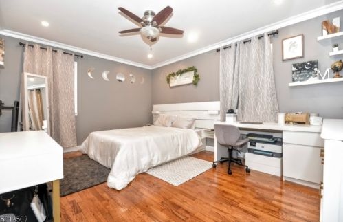 84 Morris Ave, West Milford Lakes NJ  07480-1121 exterior