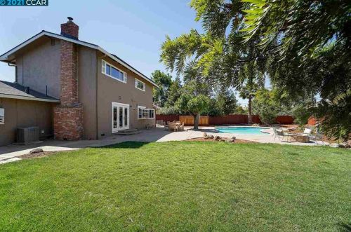 1338 Sumac Cir, Concord CA  94521-3629 exterior
