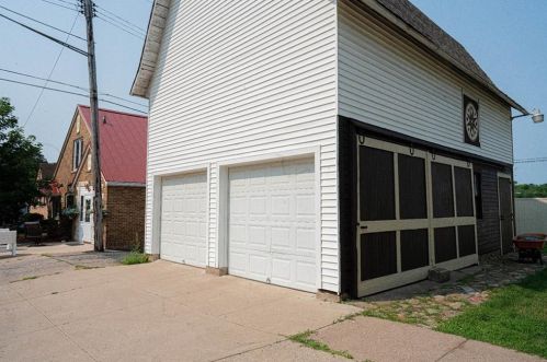 133 Pine St, Glenwood City WI  54013-8554 exterior