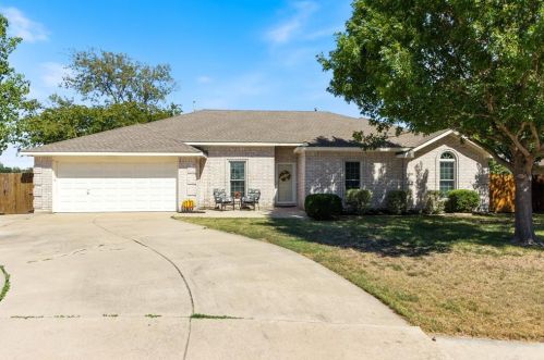 121 Cottonwood Ln, Oak Point, TX 75068-5316