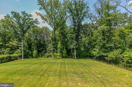 107 Westcott Rd, Princeton NJ  08540-3061 exterior