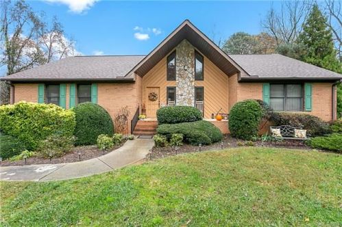 3672 Gaston Day School Rd, Gastonia, NC 28056-7530