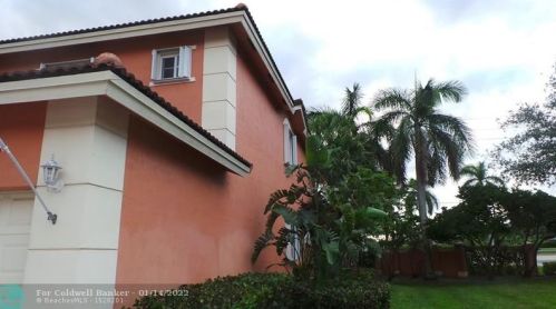 1016 100th Ave, Hollywood, FL 33024-4374