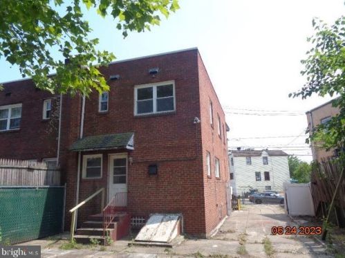 2815 Berkley St, Camden NJ  08105-2827 exterior
