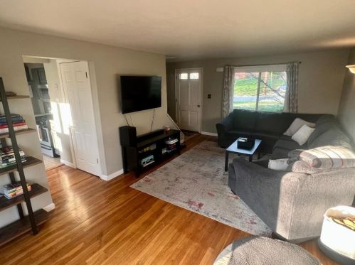 876 Blue Ridge Rd, Pittsburgh PA  15239-2805 exterior