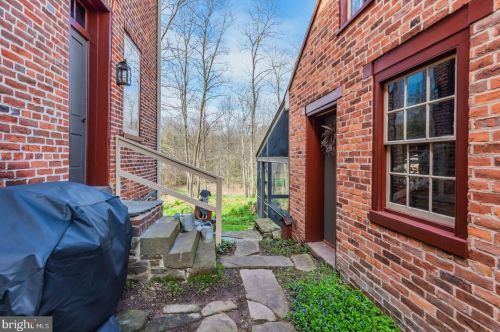 440 Franklin Church Rd, Siddonsburg PA  17019-9766 exterior