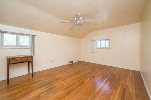 114 Fox Chase Dr, Verona PA  15147-2806 exterior