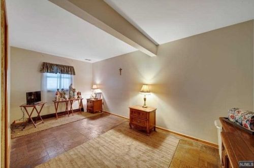 207 Park St, Ridgefield Park, NJ 07660-1728