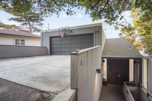 2861 Chelsea Dr, Oakland, CA 94611-2507