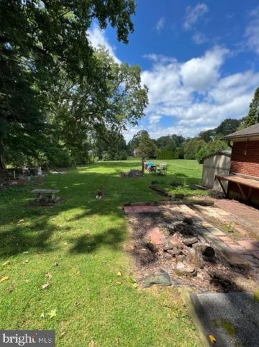 1553 New Holland Pike, Lancaster PA 17601-5653 exterior