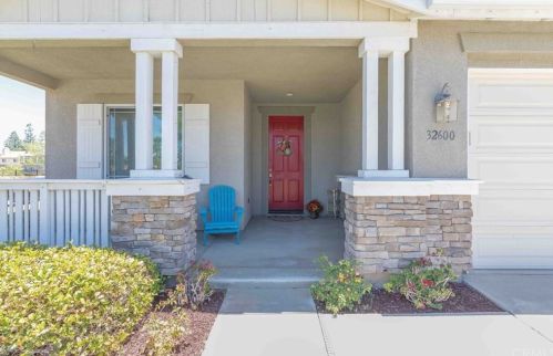 32600 San Clemente, Lake Elsinore CA  92530-0477 exterior