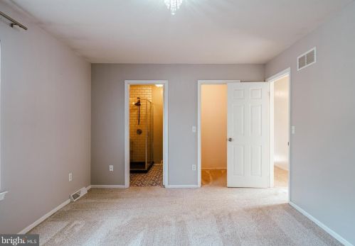 9 Heatherfield Way, Dover DE  19904-9752 exterior