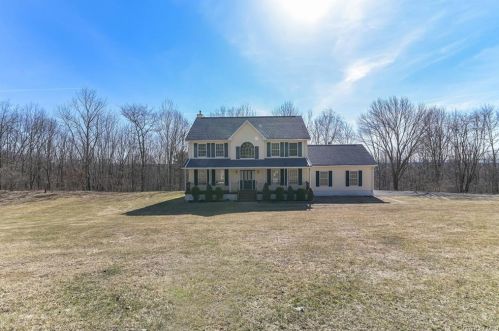 910 Mountain Rd, Port Jervis, NY 12771-3658