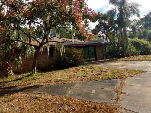 7265 Turkey Point Dr, Titusville, FL 32780-7528