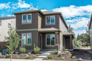 3364 28 St, Eagle Crest OR  97756-7565 exterior
