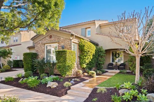 8459 Ednalyn Ln, San Diego, CA 92127-6108