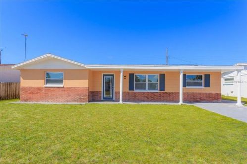 3427 Cantrell St, Tarpon Springs, FL 34690-1824