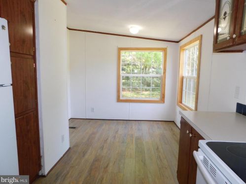 35353 Dannys Dr, Laurel DE  19956-3311 exterior