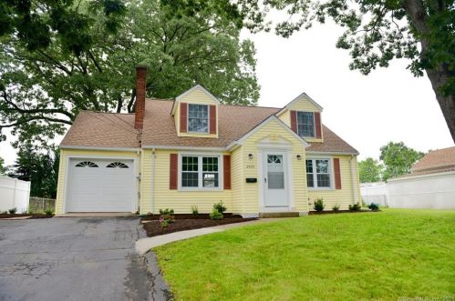2425 Corbin Ave, New Britain, CT 06053-1662