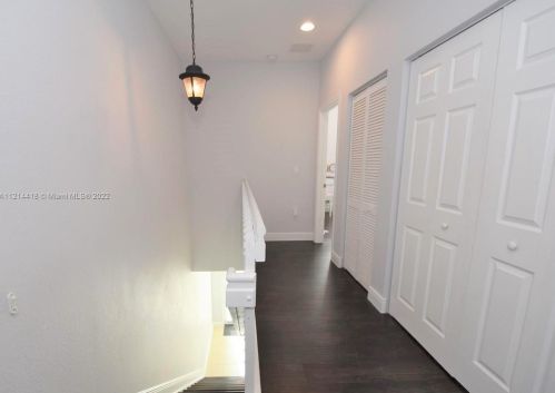 1418 147th Ter, Hollywood FL  33027-6187 exterior