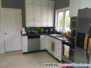 613 10th Ave, Hopkins MN  55343-7846 exterior