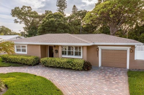 6661 22nd Way, Saint Petersburg, FL 33712-5851
