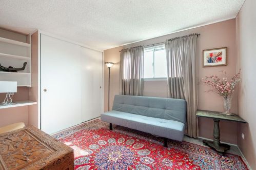 7043 Bobhird Dr, San Diego CA 92119-1403 exterior