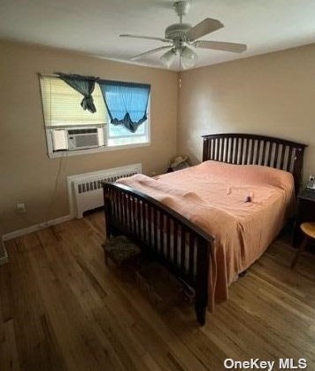 80 Doges Promenade, North Lindenhurst NY  11757-6408 exterior