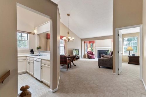 1535 Merion Ln, Oakmont PA  15139-1037 exterior