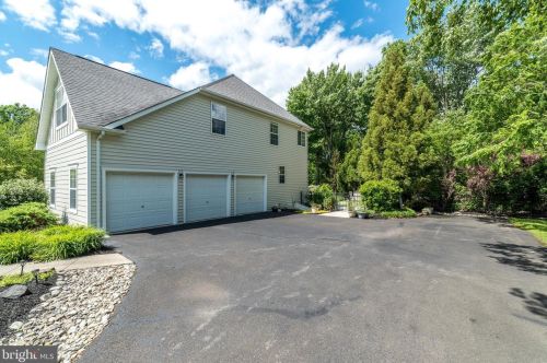 1599 Dreshertown Rd, Dresher PA  19025-1421 exterior