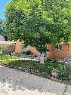 610 10th St, Pueblo, CO 81003-2207