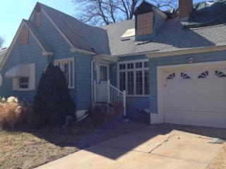 1617 Wilman Ct, Emporia, KS 66801-5328