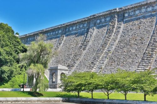 4 Eunice Ln, Thornwood NY  10594-1901 exterior