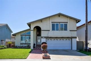 14151 Uxbridge St, Westminster, CA 92683-4135