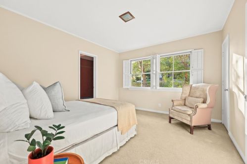 2222 Mendocino Ln, Altadena CA  91001-2816 exterior