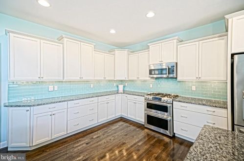 33675 Hunters Run, Lewes DE  19958-4844 exterior