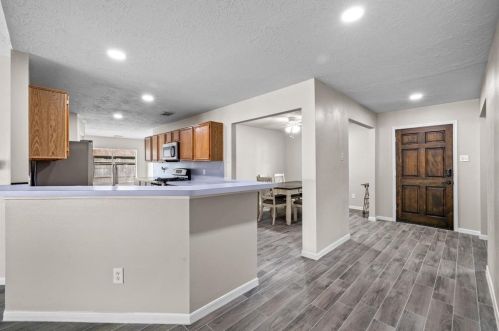 2611 Cloverfield Ct, Pearland TX  77584-8631 exterior