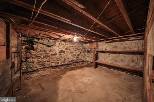 407 2nd St, Bangor PA  18013-2514 exterior