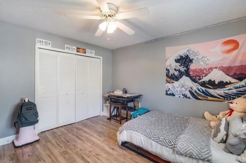 80 Logan Blvd, Naples FL  34119-2540 exterior