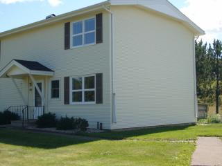 804 Hamilton Dr, Duluth MN  55811-5924 exterior