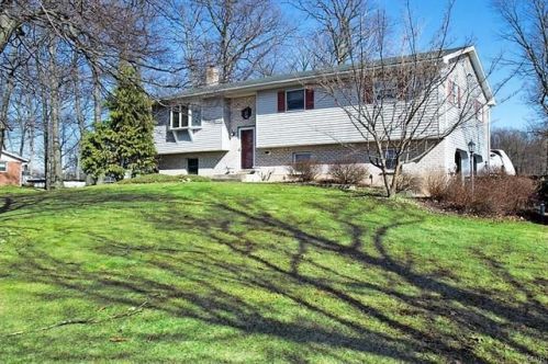 7181 Saegersville Rd, Germansville, PA 18053-2213