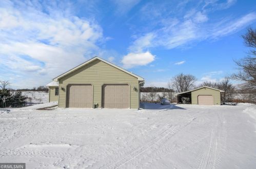 2637 10th Ave, East Farmington, WI 54020-4135