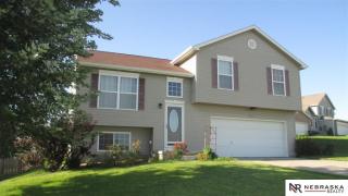 15304 Bondesson St, Bennington, NE 68007-7487